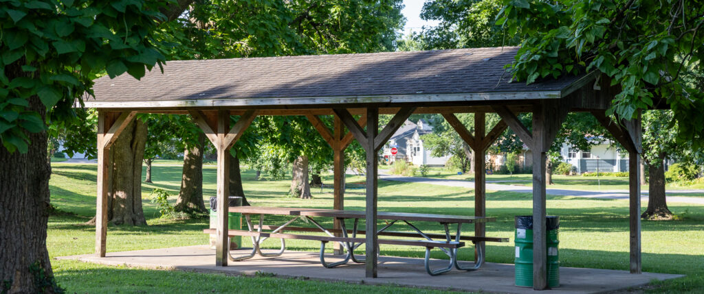 Lakeside pavilion, pittsburg kansas